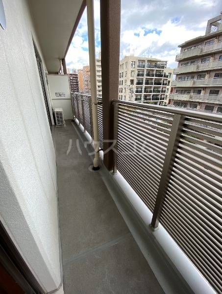 13/30 バルコニー