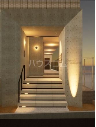 20/24 エントランス