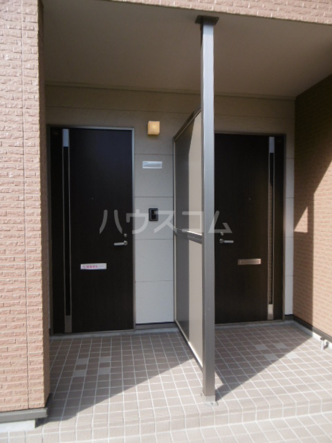 2/4 エントランス