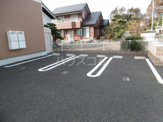 3/4 駐車場