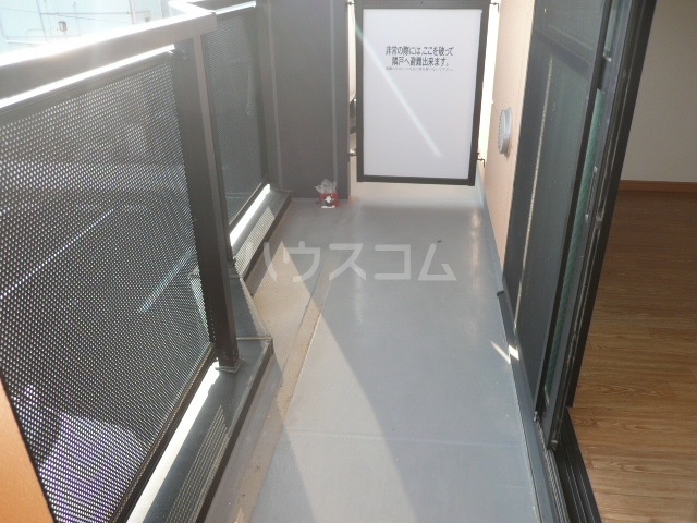 21/25 バルコニー