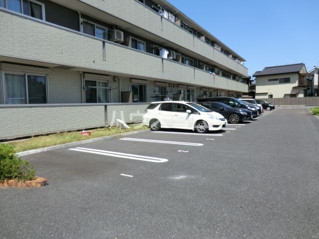 14/22 駐車場