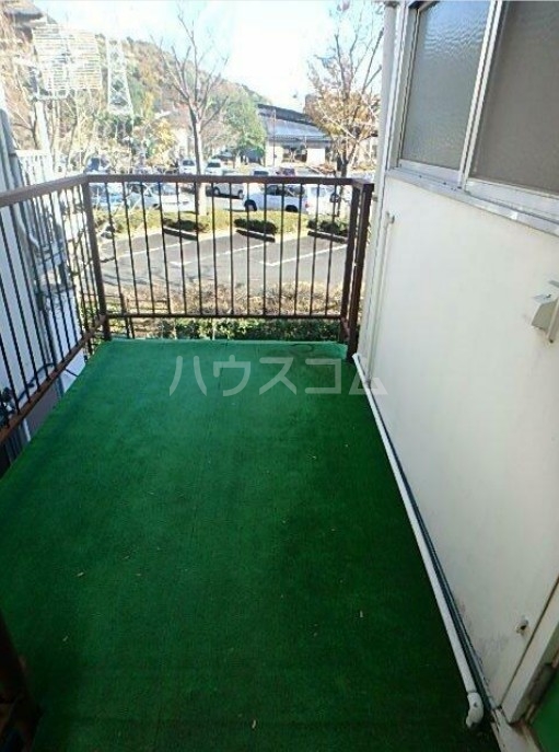 13/22 バルコニー