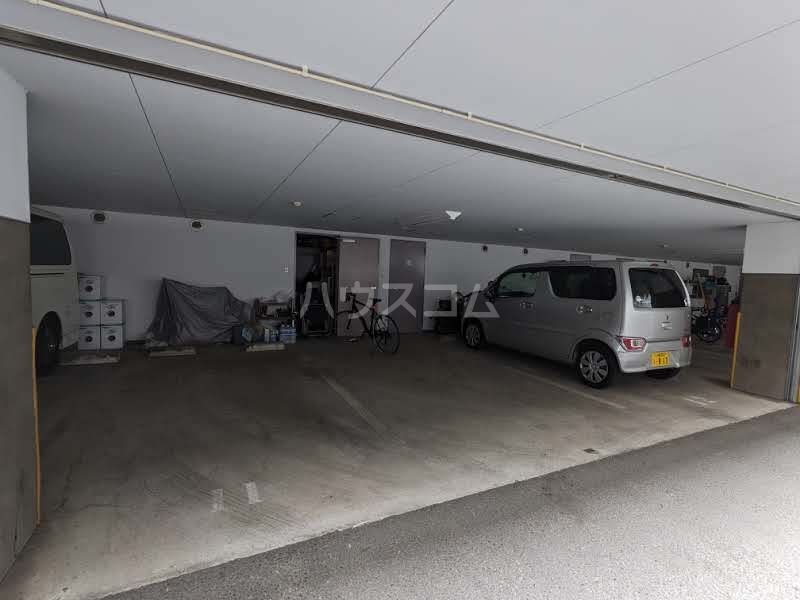 20/21 駐車場