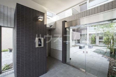 2/11 エントランス