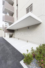 14/23 エントランス