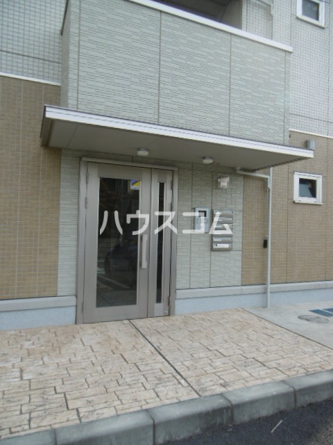 24/26 エントランス