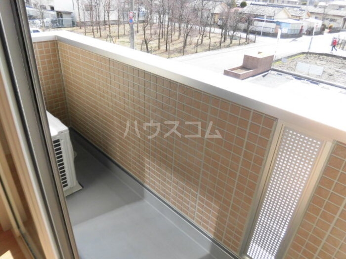 13/19 バルコニー