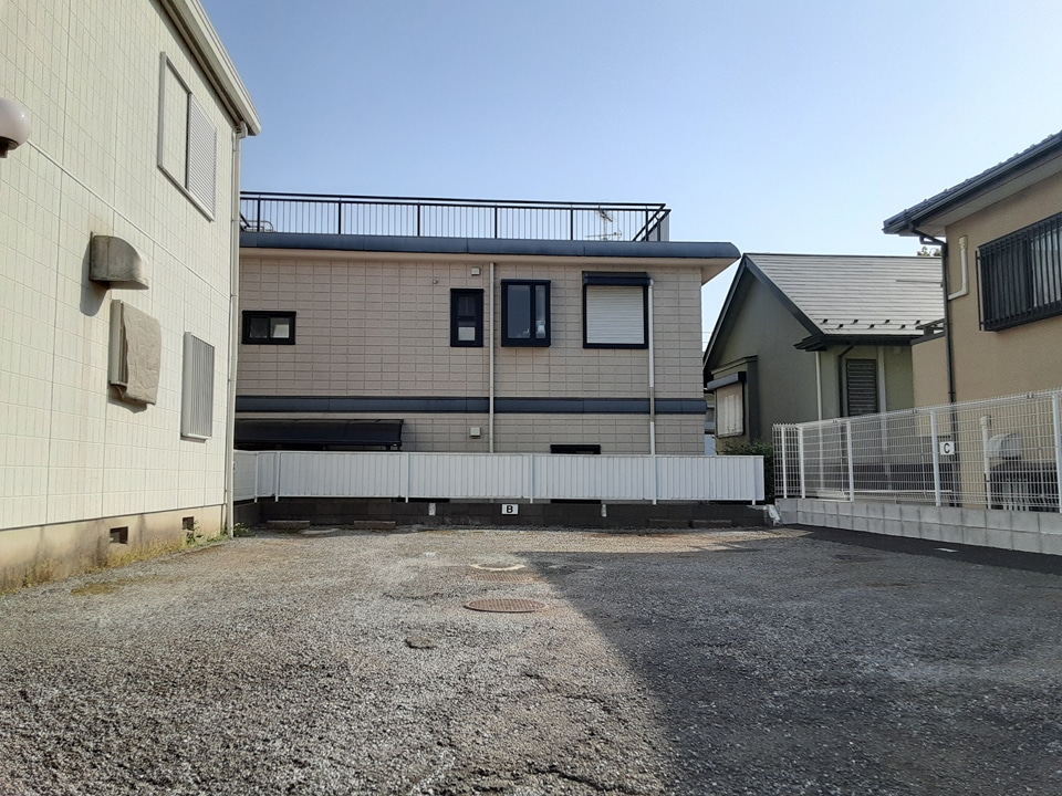 22/30 駐車場