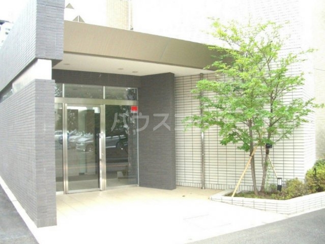 13/20 エントランス