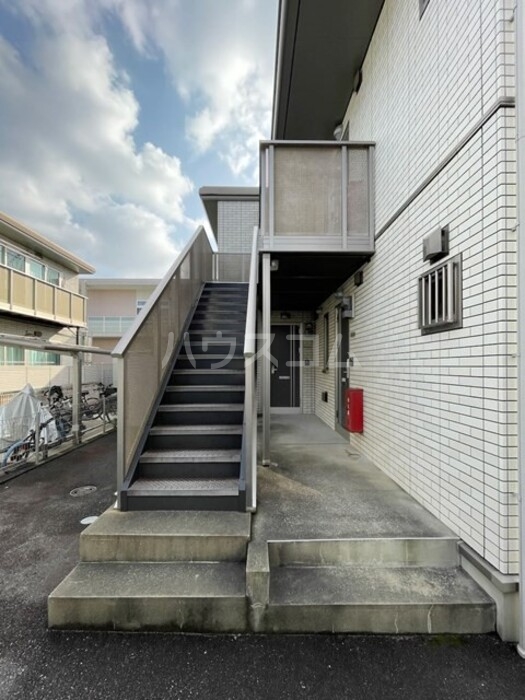 21/29 エントランス