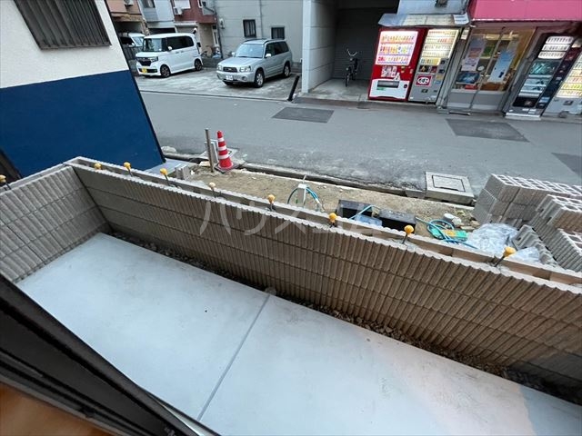 23/30 バルコニー