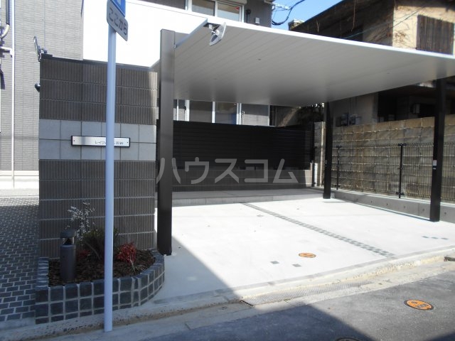 26/30 駐車場