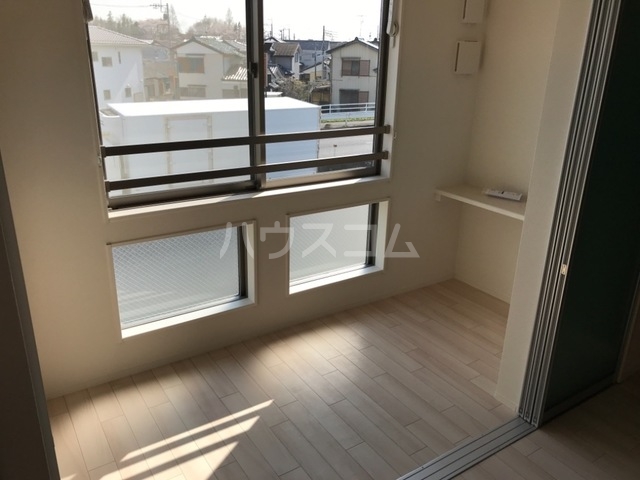 17/28 バルコニー