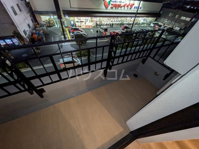 22/30 バルコニー