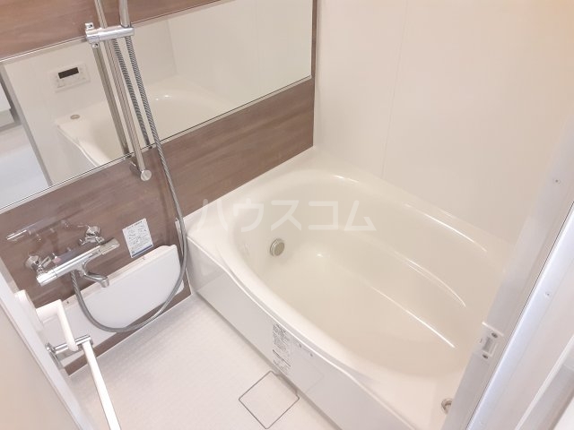 14/30 浴室