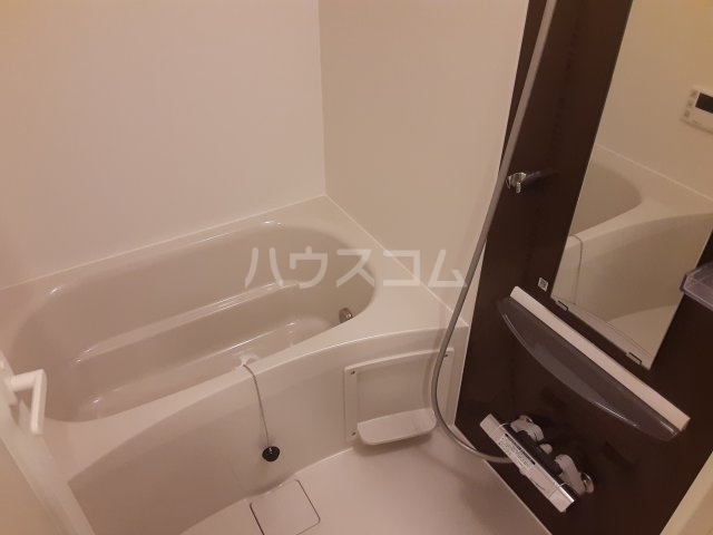14/30 浴室