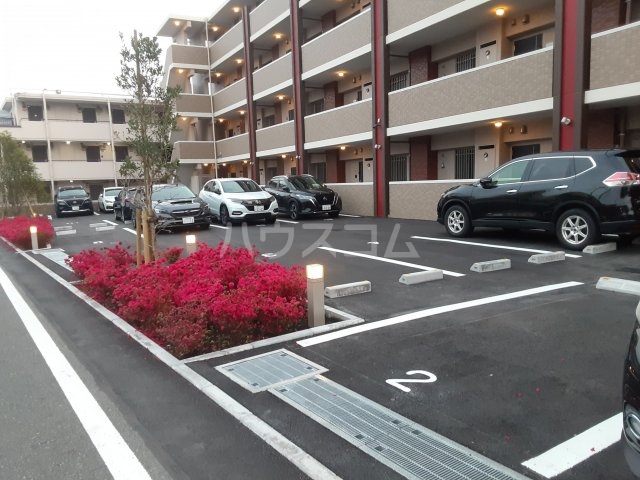 22/23 駐車場