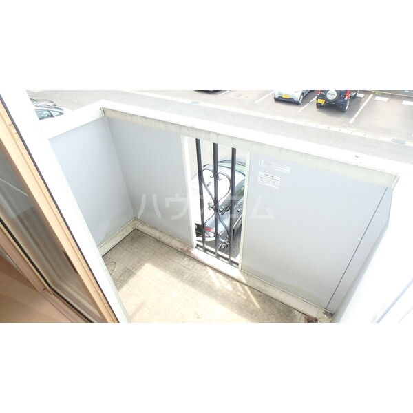 16/27 バルコニー