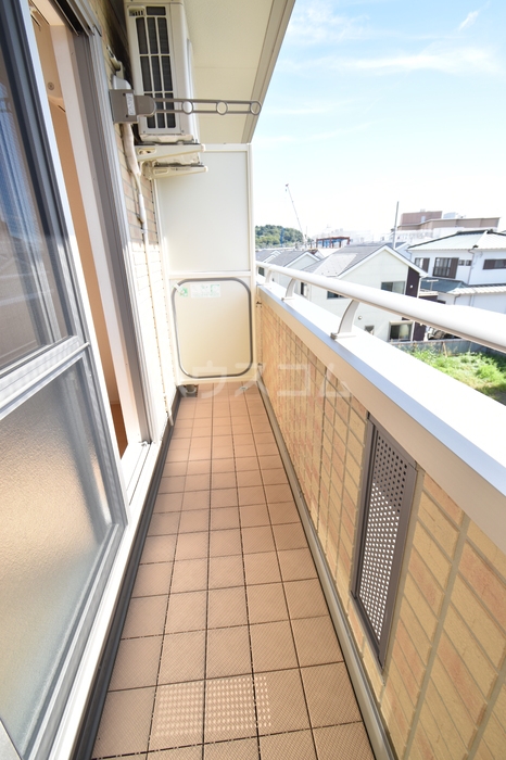 23/30 バルコニー