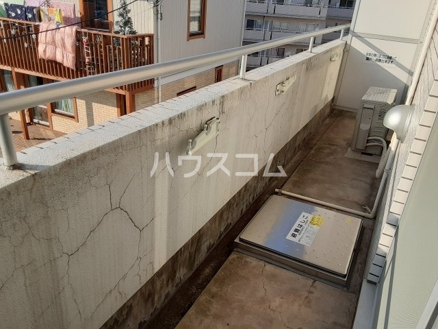 19/30 バルコニー