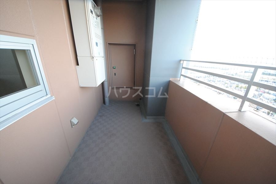23/30 バルコニー