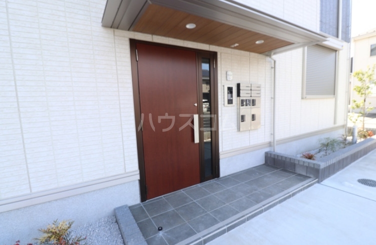 14/24 エントランス