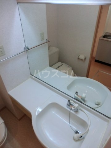 13/30 洗面
