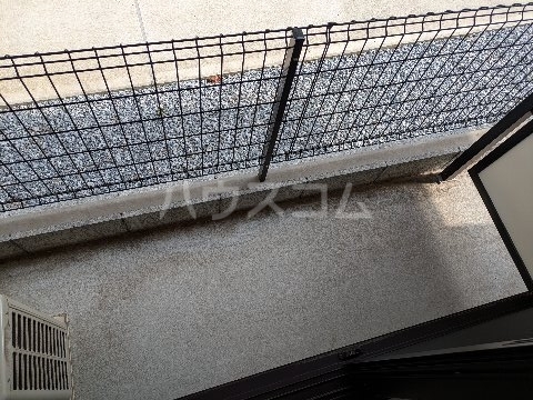 17/28 バルコニー