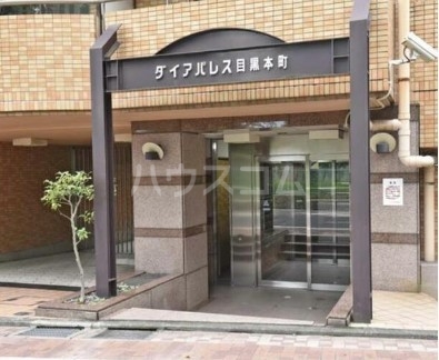 15/24 エントランス