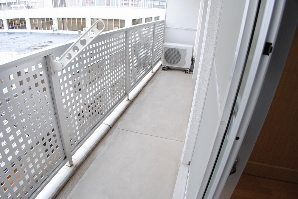 17/30 バルコニー