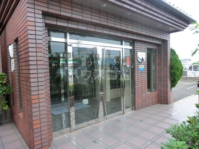 17/20 エントランス