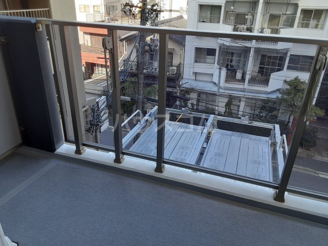 21/30 バルコニー