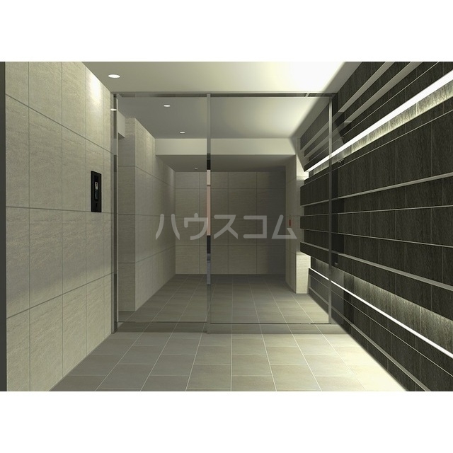 2/5 エントランス