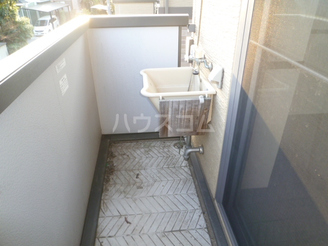 19/28 バルコニー