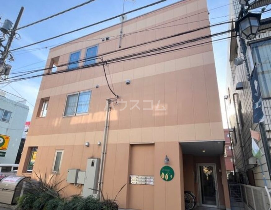 19/29 エントランス