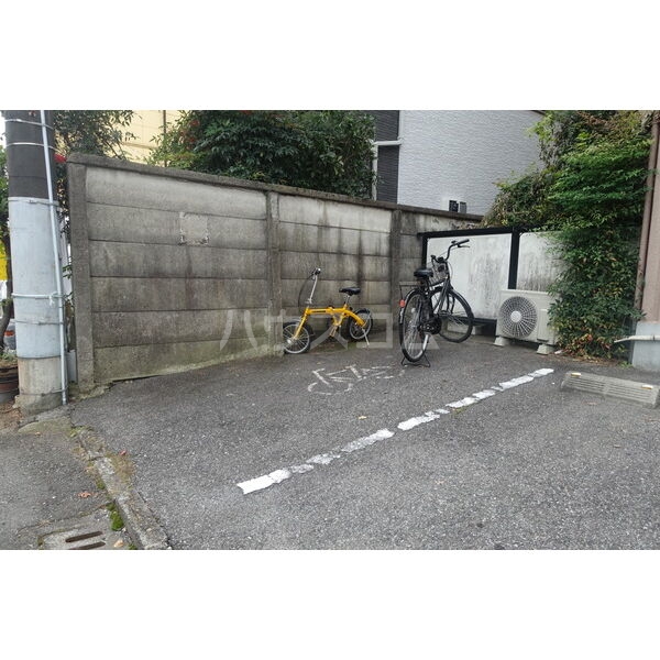 2/10 駐車場