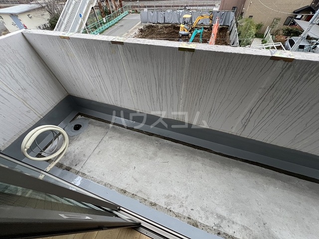 15/21 バルコニー