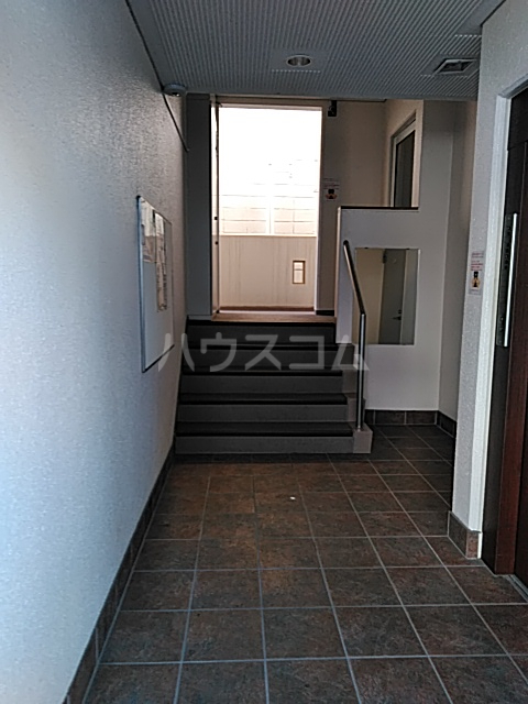 3/6 エントランス