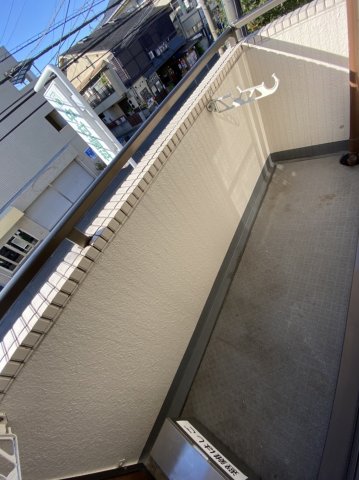 16/27 バルコニー