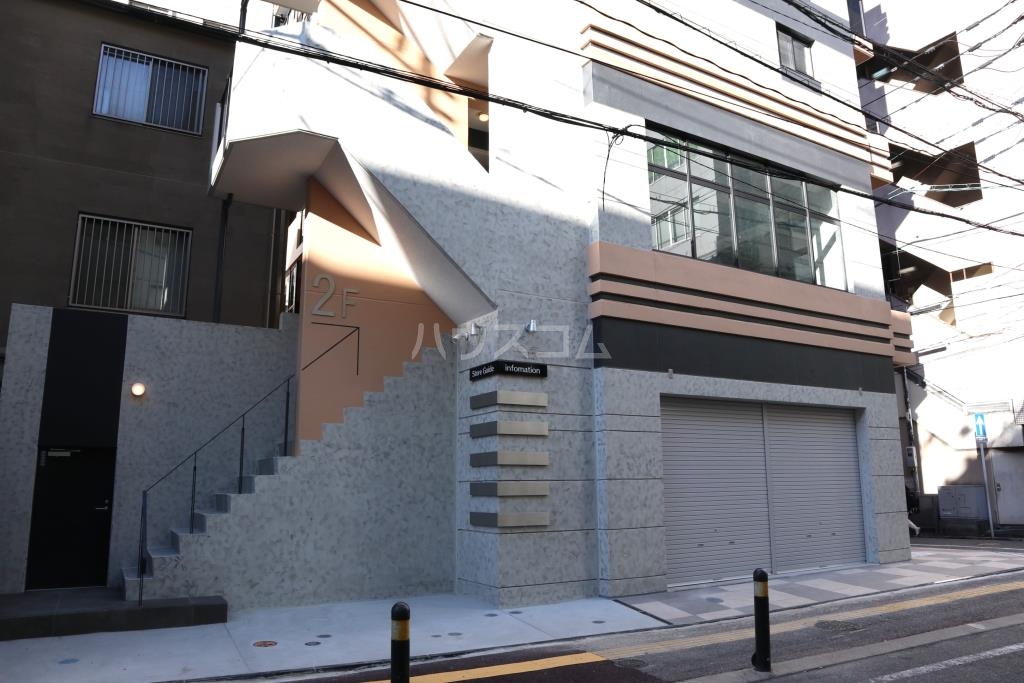 2/10 エントランス