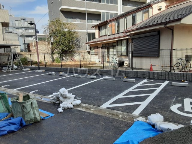 15/25 駐車場