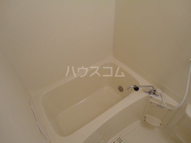 13/25 浴室