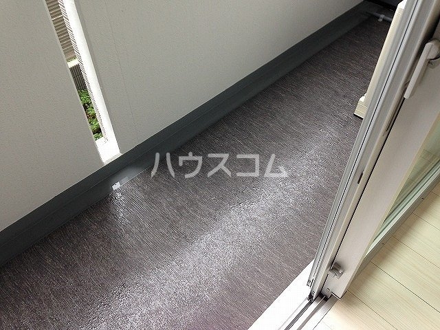 21/30 バルコニー