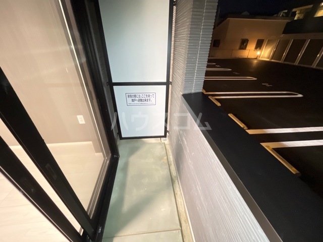 21/30 バルコニー