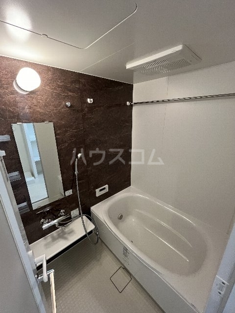 15/30 浴室