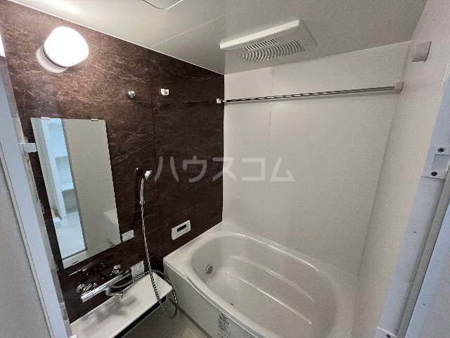 14/30 浴室