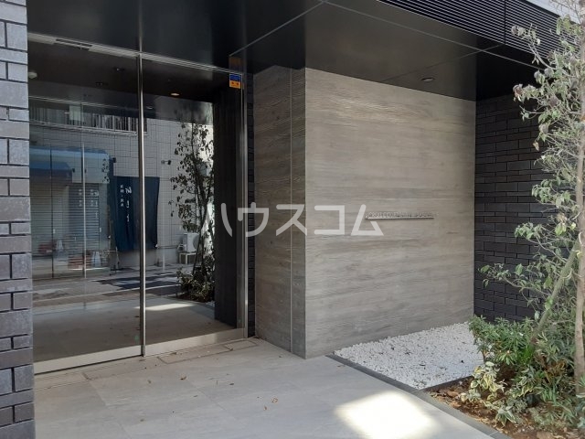 17/18 エントランス