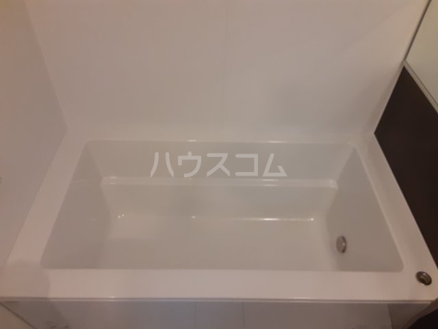 13/28 浴室