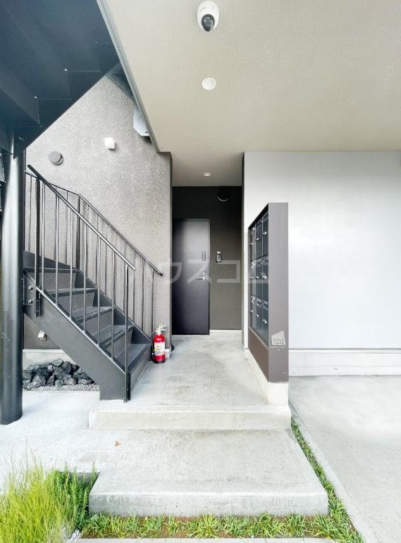 19/21 エントランス